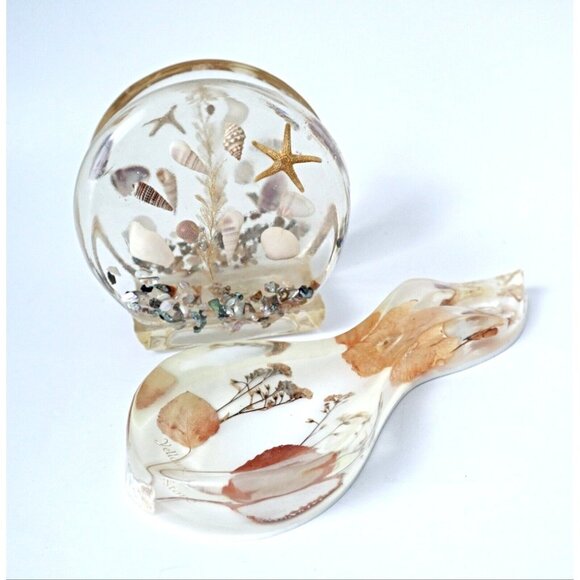 Vintage Lucite Spoon & Napkin Holder Starfish Shell Abalone Souvenir Yellstone - Picture 1 of 5